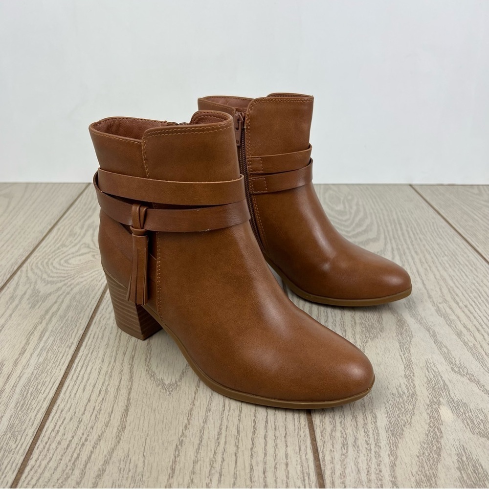 Style & Co Women's Catrionaa Tassel Wrap Detailed Booties 6M Auburn $80